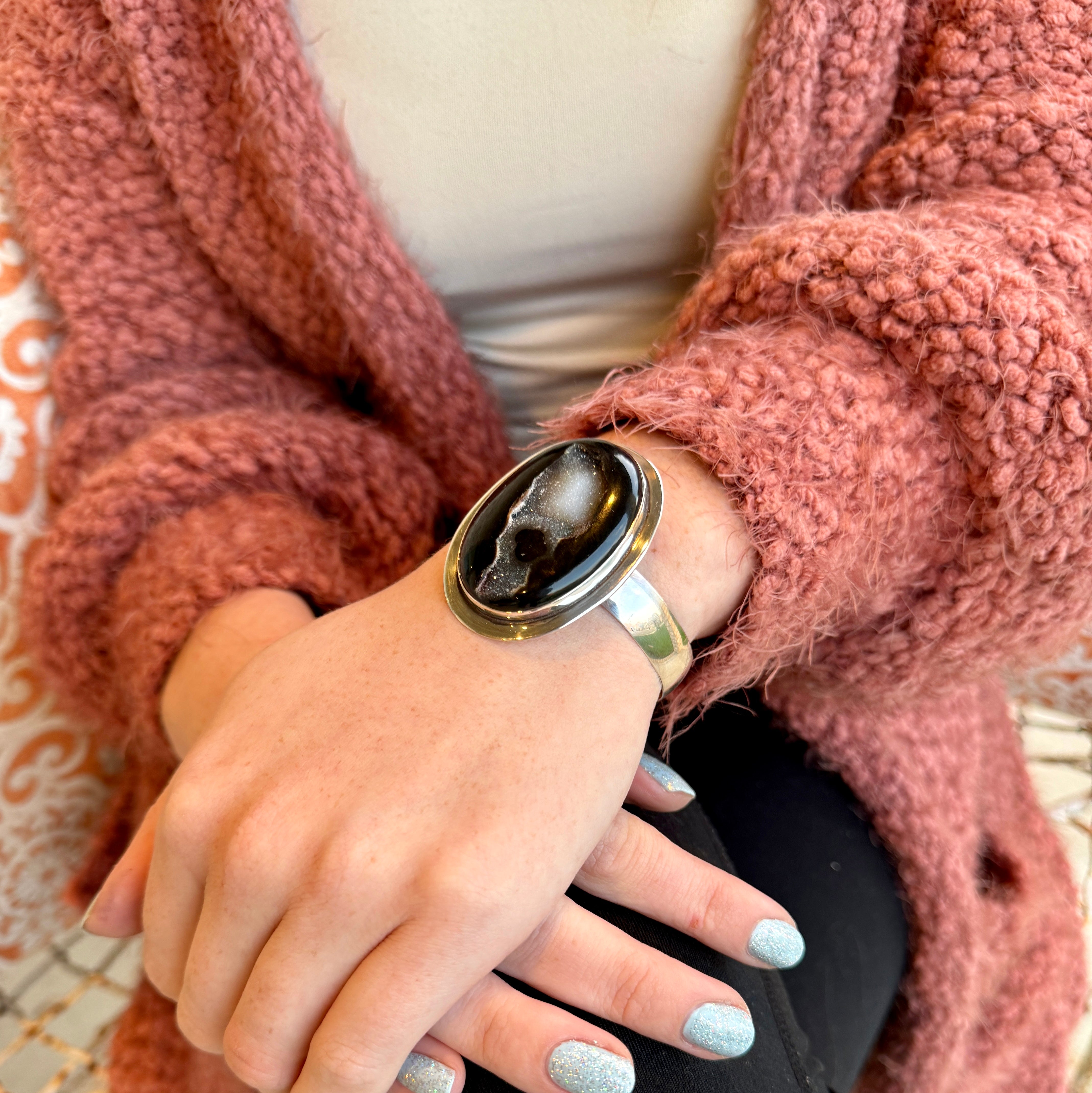 BIG BLACK ONYX DRUZY CUFF